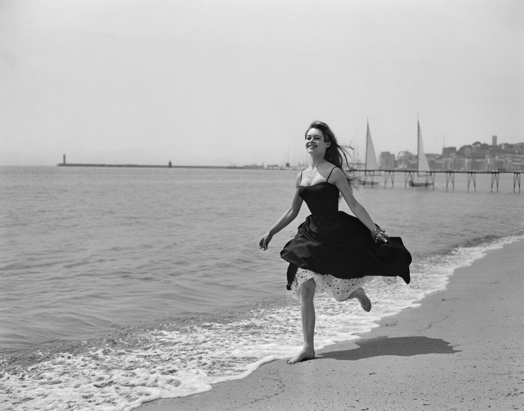 Секссимвол, културен феномен или просто жена - коя бе една от най-големите легенди в киното на 20-и век?