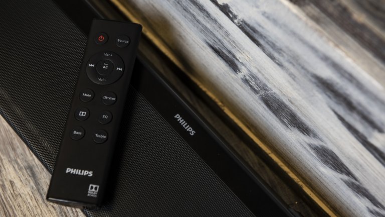 Кино озвучаване, концертна сцена и още много други скрити таланти от Performance Soundbar на Philips