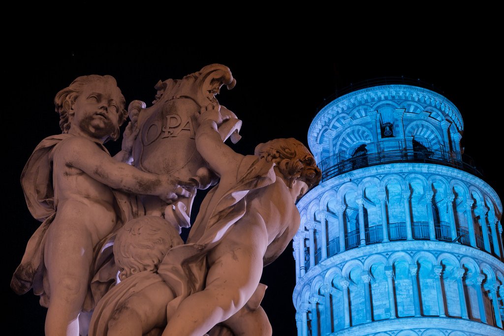 Leaning Tower of Pisa, Italy 01