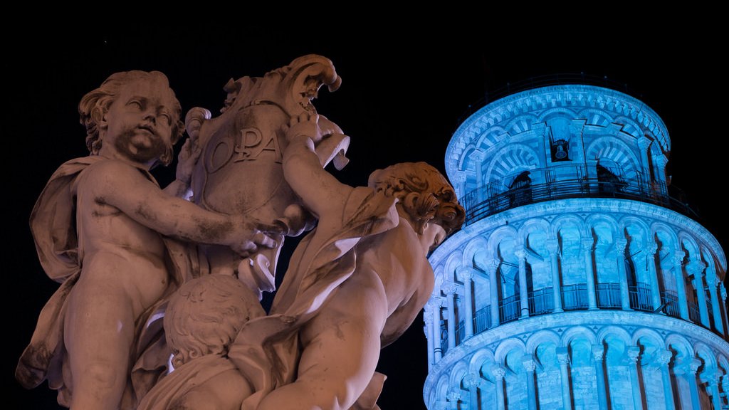 Leaning Tower of Pisa, Italy 01