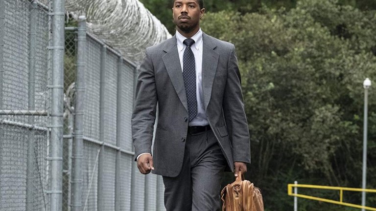 "Милост" (Just Mercy)
Премиера: 21 февруари
Драмата, базирана на истинска история, разказва за Уолтър МакМилиън (Джейми Фокс) - афроамериканец, осъден за убийството на жена. С помощта на младия адвокат Брайън Стивънсън (Майкъл Б. Джордан от "Крийд") затворникът ще се опита да обжалва присъдата си и да се бори за справедливост.