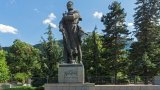 На връх Околчица ще се проведе традиционното всенародно поклонение пред паметника на революционера