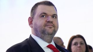 ГЕРБ и ДПС продължават да стоят остро срещу меморандума на ПП-ДБ