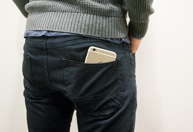 Размерът на iPhone 6 е проблем номер 1 на "първия" свят - телефонът просто не се побира в джоба на дънките!  На каквито и да е дънки!!!