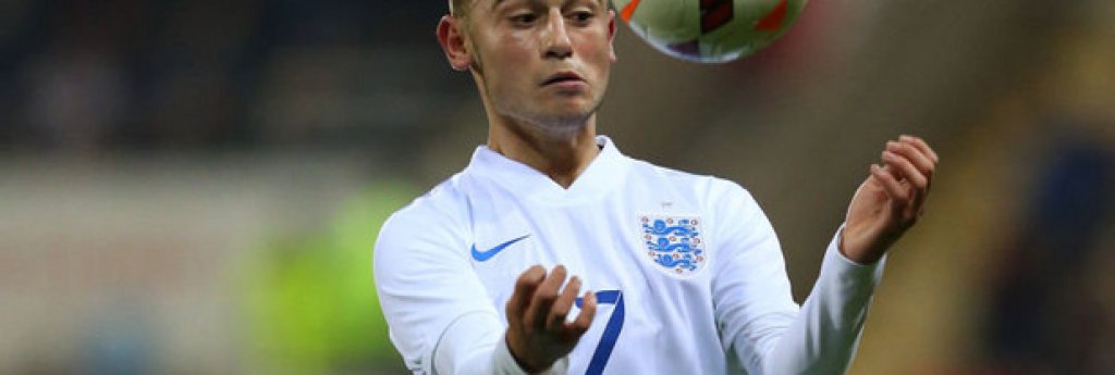 Патрик Робъртс
Той може още да не е точно звезда, но ще чувате името му все по-често. “Баща ми е фен на Ливърпул, а майка ми на Евертън, така че семейството е разцепено! Идолът ми е Стивън Джерард и като фен на “червените” 2006-а ми носи чудесни спомени – волето му беше страхотно”, каза тази година нападателят на Селтик, който играе там под наем от Манчестър Сити. 20-годишният талант е за втори път под наем в шампиона на шотландия и бе сред звездите на шампионския тим на Англия под 20 години. От Селтик признаха, че са били готови да подобрят трансферния си рекорд с него, но Сити не пожела да го продаде. Миналата година младият Робърт участва в 17 гола от 20 мача за шотландците, а този сезон вече се разписа и в ШЛ.