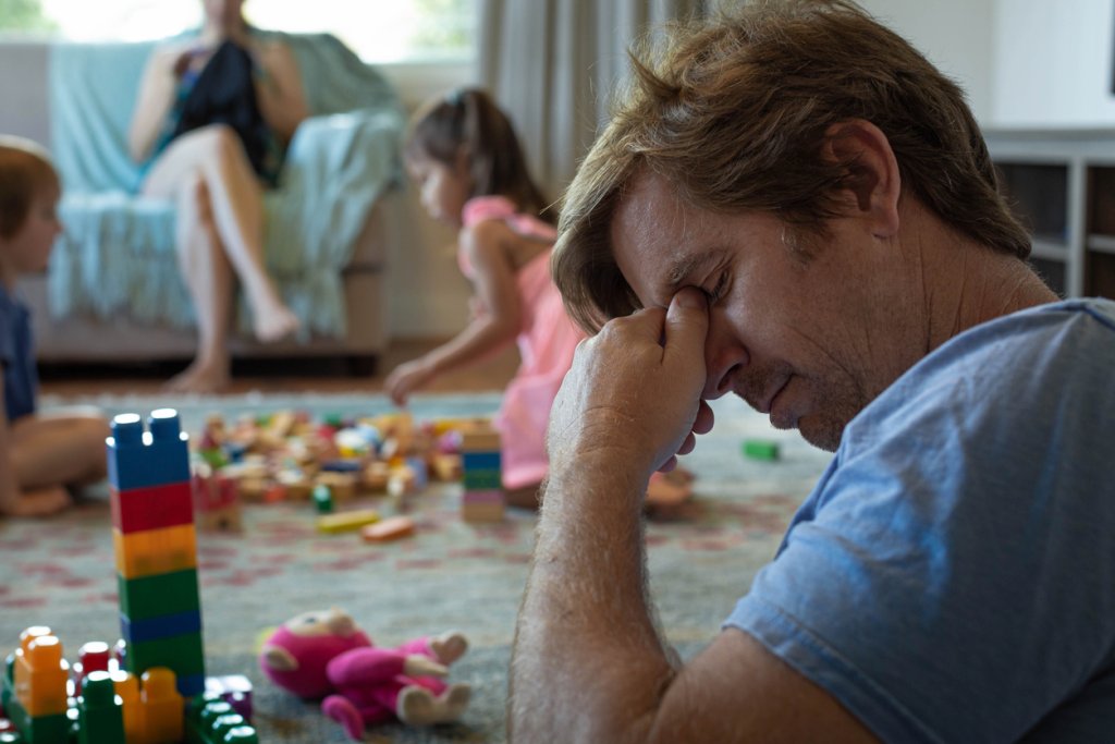 баща, татко, стрес, деца, хаос