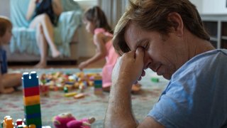 баща, татко, стрес, деца, хаос