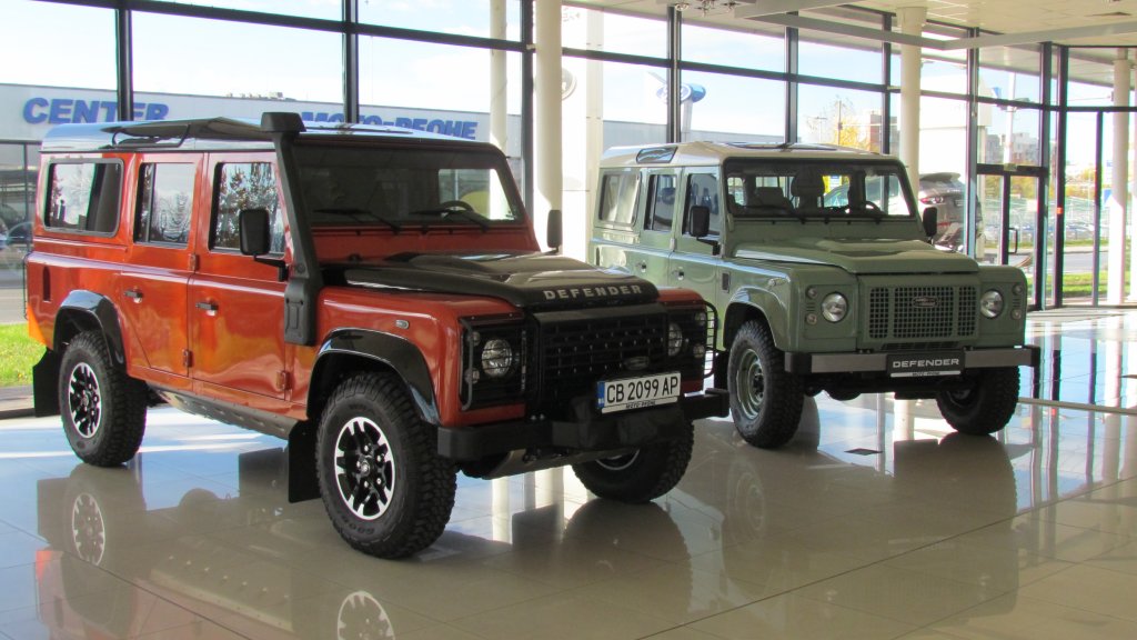 Land Rover Defender