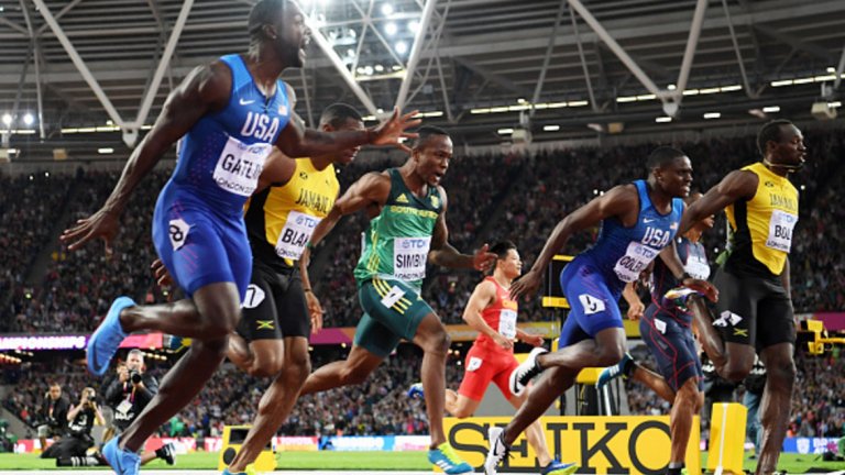 Гатлин спечели спринта с врема 9,92 сек., Колман остана втори с 9,94, а Болт взе бронза с 9,95.