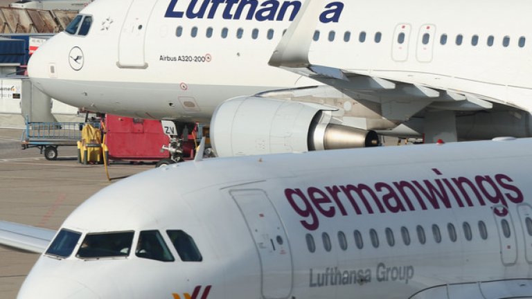 Германският авиопревозвач дарява сумата като безвъзмезден жест към близките на загиналите в злополучния полет 4U9525 на Germanwings