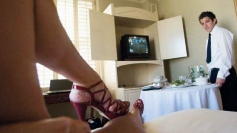 "И ето ме мен с тези млади мъже в студиото ми. Това бе нещо, което исках да опитам, напълно независимо от фотографията"