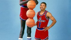 231-сантиметровият Мануте Бол е най-високият играч в историята на НБА, заедно с Георге Мурешан. До него за един сезон през 1987 г. игра Тайрон "Мъгси" Богс - най-ниският баскетболист в историята на лигата - 160 см!