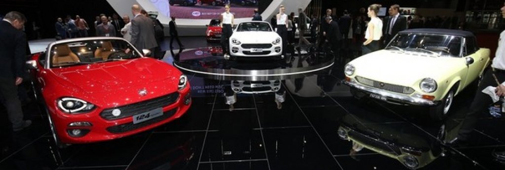 Италианското автомобилостроене се събужда
Сега Италия предлага смислени автомобили и интересни производствени съюзи. 124 Spider на FIAT е нещо повече от вариант на Mazda MX-5, а вече има и версия Abarth. Алфистите видяха гамата Giulia на Alfa Romeo, а Maserati показа първия си SUV – Levante.