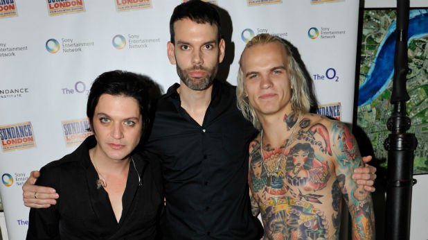 Браян Молко, Стефан Олсдал и Стивън Форест (отляво надясно) формират една от най-необичайните съвременни рок банди