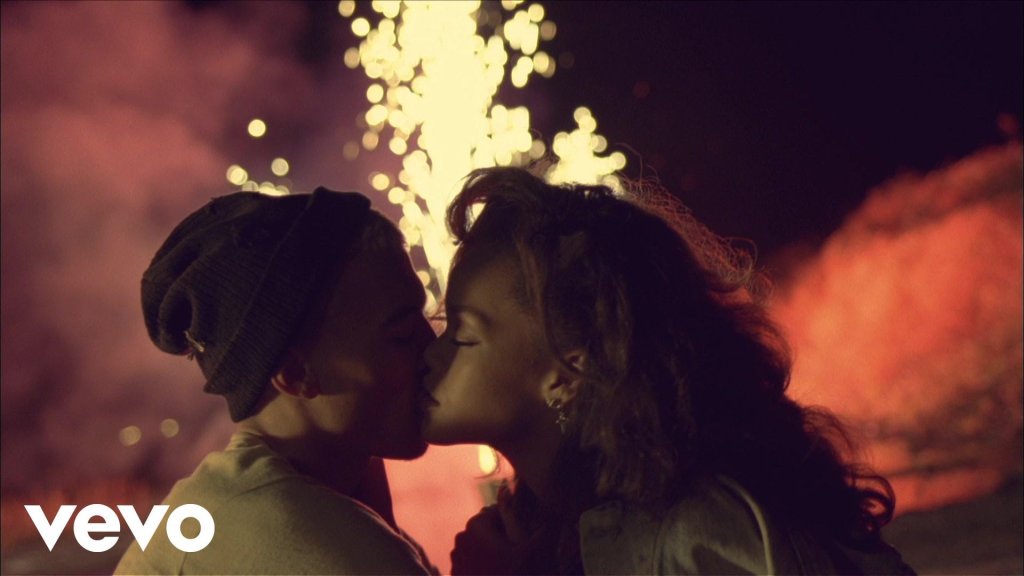 We Found Love feat. Calvin Harris
„Проспах я”, признава Никол Шерцингер, на която We Found Love е предложена първа. „Пратиха ми няколко песни, но тогава нямах време да ги изслушам”, казва Никол. Така Риана получава песента, която се превръща в