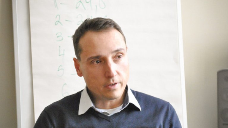 Патриотичната нагласа се подхранва от засилващото се чувство на несигурност и нестабилност в днешния свят.