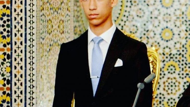 Принц Мулай Хасан, Мароко
Кръстен на дядо си, роденият през 2003 г. син на крал Мохамед VI и принцеса Лейла Салма в момента заема позицията на престолонаследник на кралството. През 2014 г. е награден с рицарски орден в Тунис, а от 2015 г. започва с публичните си изяви.