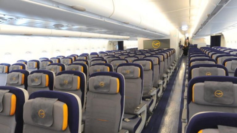 Въпреки че в икономична класа седалките са нагъсто, те са достатъчно широки и удобни. Максималният брой пътници е 853.