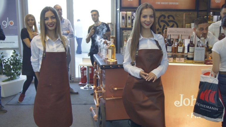 Whiskey Fest 2018 се провежда за седми път. Той започна в петък следобед и ние бяхме там.