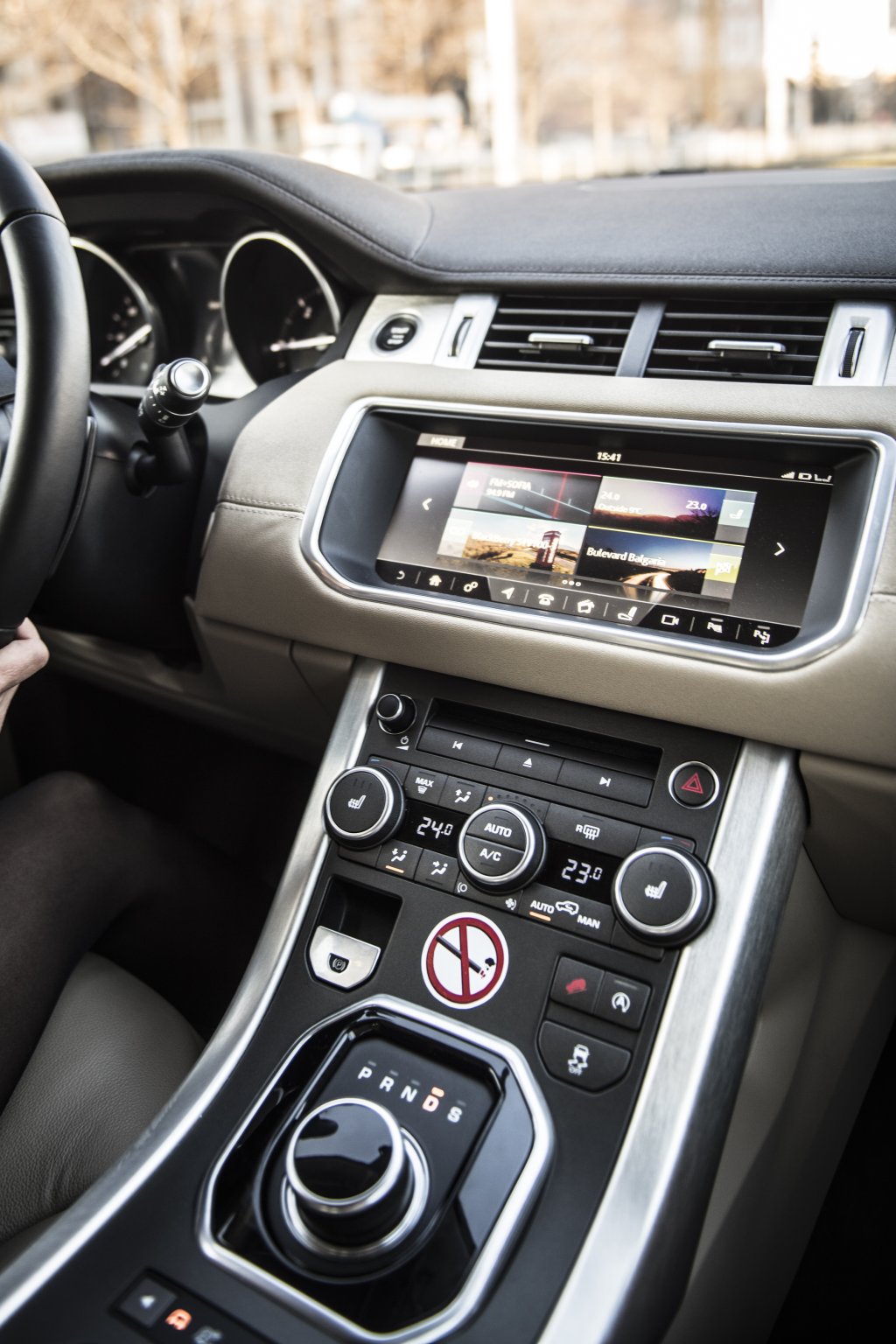 Evoque има първата в света 9-степенна скоростна кутия