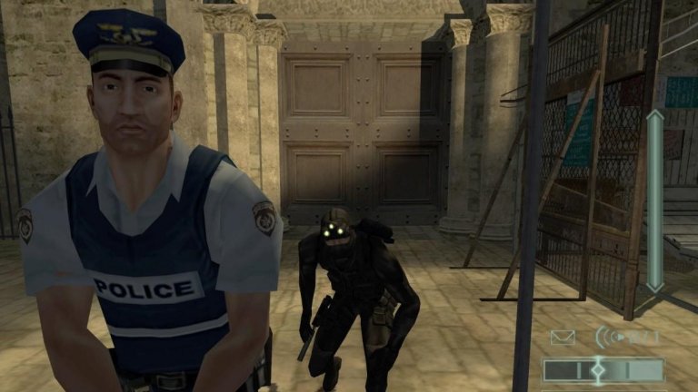 Splinter Cell
През далечната  2002 г. имахме възможност за първи път да се запознаем със Сам Фишър, който през следващите години успя да стане не по-малко известен от култовия Solid Snake от Metal Gear Solid. Първият Splinter Cell предложи за времето си невиждани дотогава графика и стелт елементи, които създадоха основата на всички следващи заглавия от поредицата.