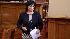 Корнелия Нинова видя "посегателство срещу националния суверенитет" заради слуховете за смяна на Ирина Бокова