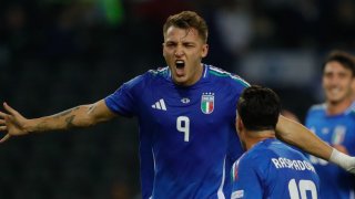 Голмайсторът на Калчото стана най-скъпият италиански футболист