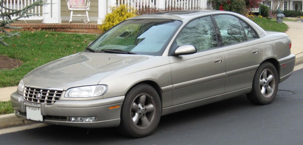 1997-2001 Cadillac Catera 
Уморени да се конкурират с европейските коли Cadillac се предават и просто започват да продават Opel Omega като Catera. Колата обаче е прекалено тежка, прекалено зле направена и прекалено... еми, тъпа.