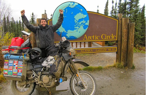 Пътешествието му започва от Аляска