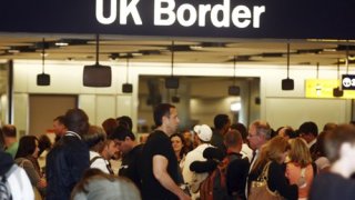 Британски министър не очаква масов приток на румънци и българи във Великобритания от догодина