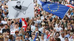 ЕК започва наказателна процедура срещу Полша
