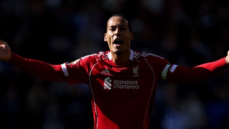 Слот няма бъдеще на "Анфийлд", ако Ливърпул изглежда по този начин