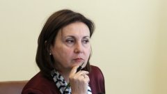 "Днешният разговор е едно сближаване на позициите със синдикатите", коментира Бъчварова