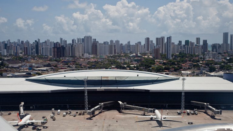 9. Летище "Гуарарапеш", Ресифе, Бразилия
Обща оценка: 8,30 от 10
Точност на полетите: 8,5
Качество на обслужването: 8,6
Отзиви на пасажерите: 6,0
