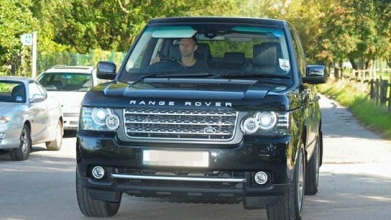 Райън Гигс и неговия класически Рейндж Роувър