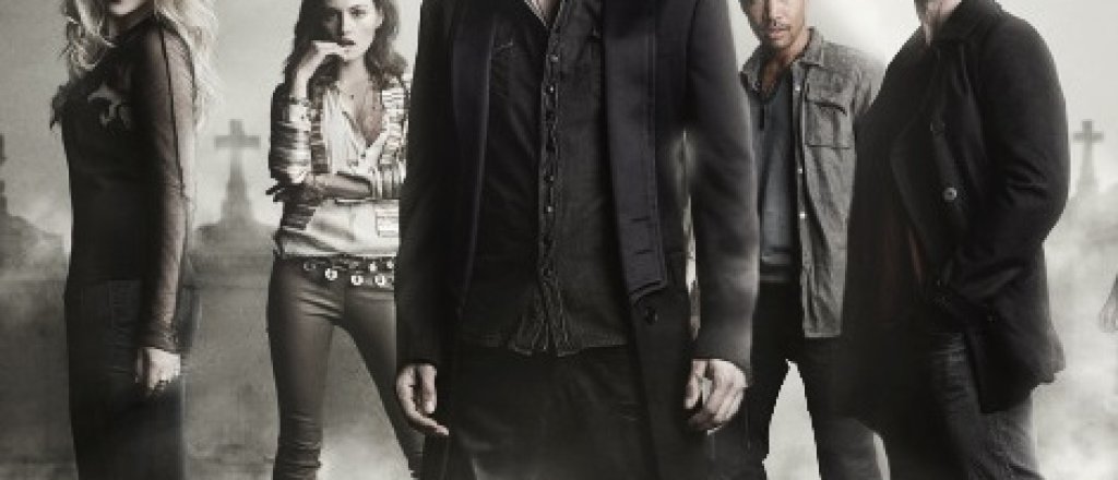 6. „The Originals” - рейтинг: 8.4 - 
Някои фенове може би ще бъдат изненадани, че „The Originals” се класира толкова по-високо от сериалът, от който произлезе - „Дневниците на вампира“. Ами, феновете, които го оценяват, явно са напълно отдадени на него. 