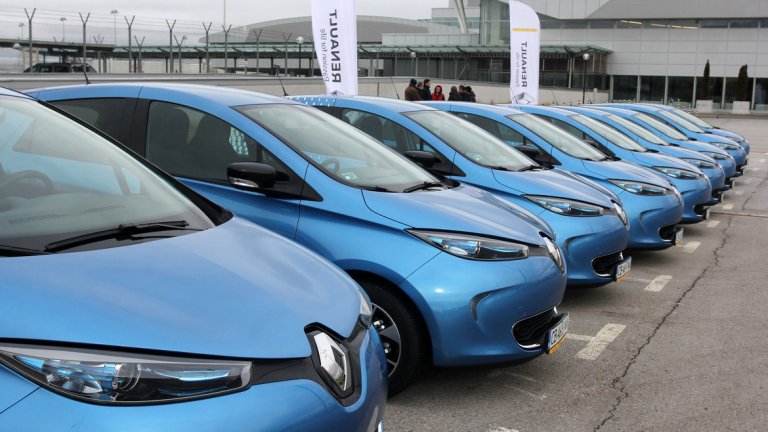 15 е-коли ще возят делегатите за ЕС-председателството