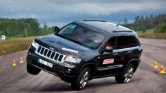 Критичната ситуация, в която изпадна Jeep Grand Cherokee Overland в Швеция