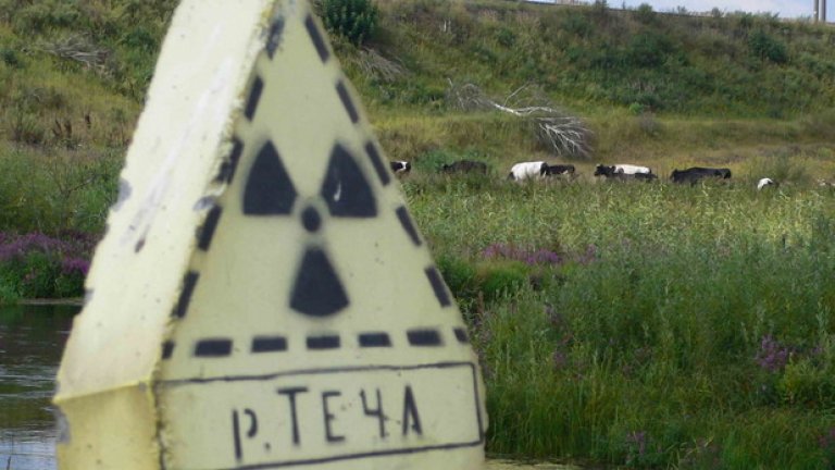 Езеро Карачай, Русия Количеството радиация, което идва от депото за ядрени отпадъци в района, е толкова голямо, че човек може да получи смъртоносна доза само за час пребиваване в зоната на река Теча
