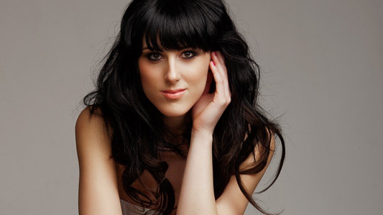 Мария Каракушева, която познаваме от авторските й проекти Classic In The House, Classic In The Jazz и Grace On Air