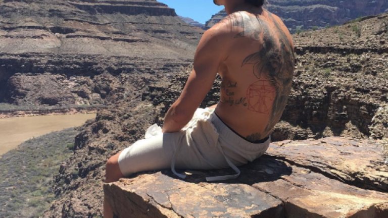 Докато Златан мечтае за първия си гол от 5 часа и 48 минути, вие можете да изгледате 5 пъти филма "Becoming Zlatan".