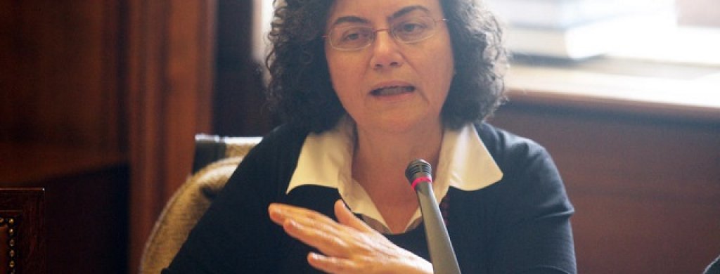 nadia valavani