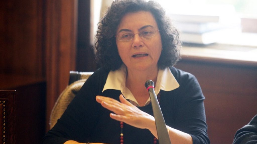 nadia valavani