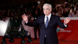 "За всеки, който мечтае да прави филми или тепърва навлиза в киното - ситуацията в момента е брутална и враждебна към изкуството. А самият факт, че се налага да пиша тези думи, ме изпълва с ужасна тъга."