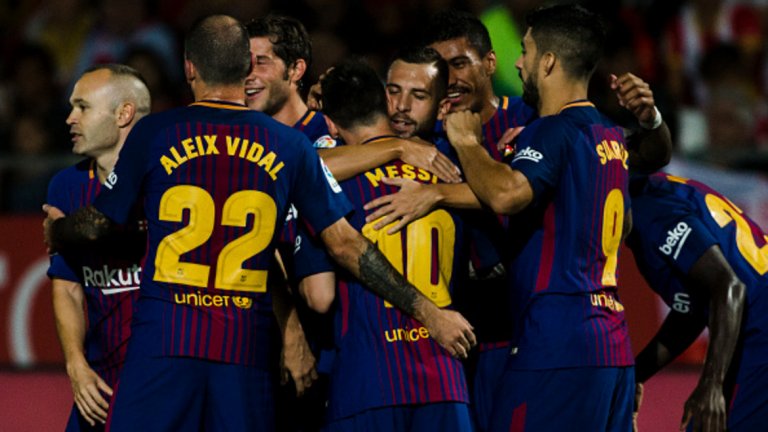 Ернесто Валверде постави Алейш Видал като трети офанзивен футболист до Лионел Меси и Луис Суарес.