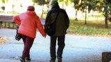 Средната продължителност на живота в България се увеличава леко, но все още е по-малко спрямо преди пандемията