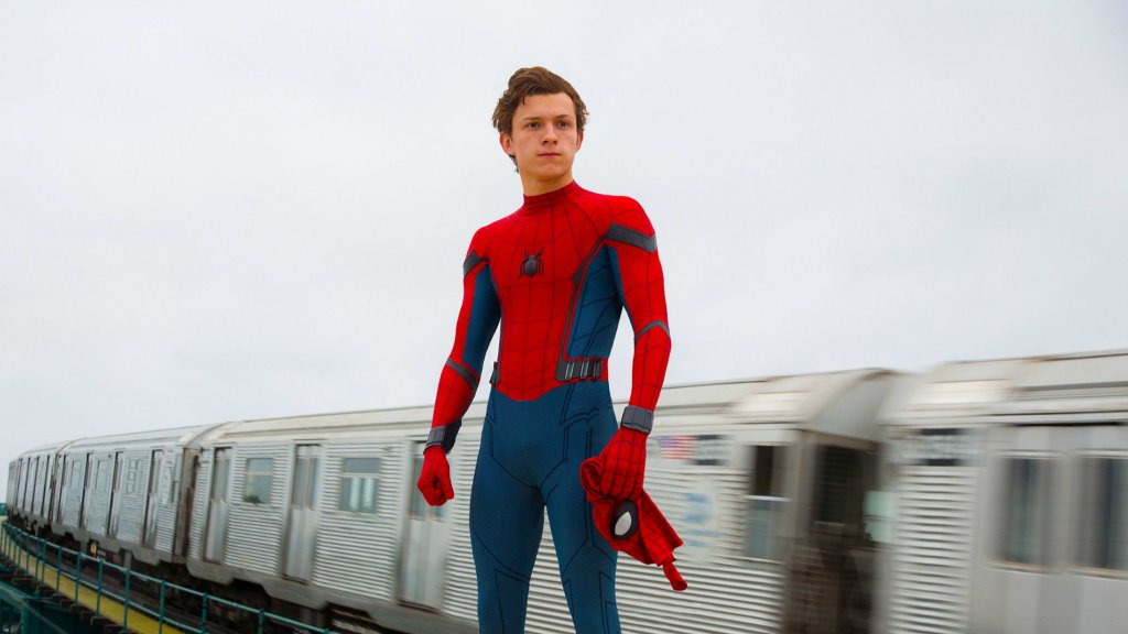 spider-man-homecoming-video-peters-suit-tech