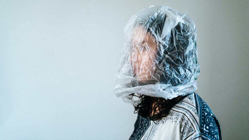 daniel-chekalov-cwR6J6ap_-w-unsplash