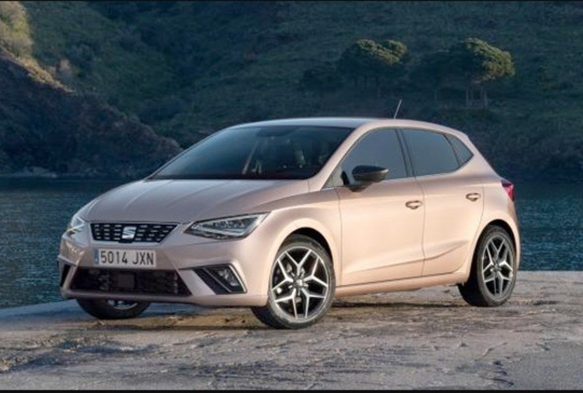  Seat Ibiza 

Seat Ibiza e на второ място с 242 точки. При него потребителите могат да избират между два варианта на 1,6-литровия дизелов двигател – с 80 или с 95 конски сили. Автомобилът ускорява от 0 до 100 км/ч за 11 секунди. Въпреки компактния си вид, журито го оценява като комфортен и предоставящ достатъчно пространство на пътниците автомобил. 