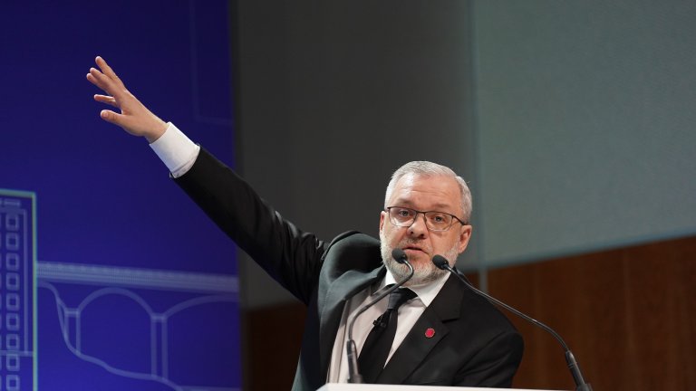 Сегашният министър на правосъдието и бивш енергиен министър Херман Галушченко също може да се е възползвал от схемата. В записите той е наричан "Професора"